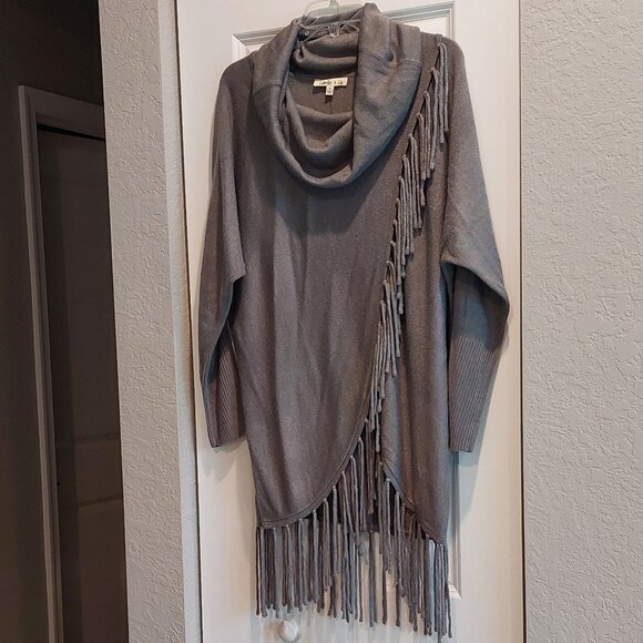 Camille & Co Gray Pull-over Fringed Sweater Women's Size M - Picture 4 of 9